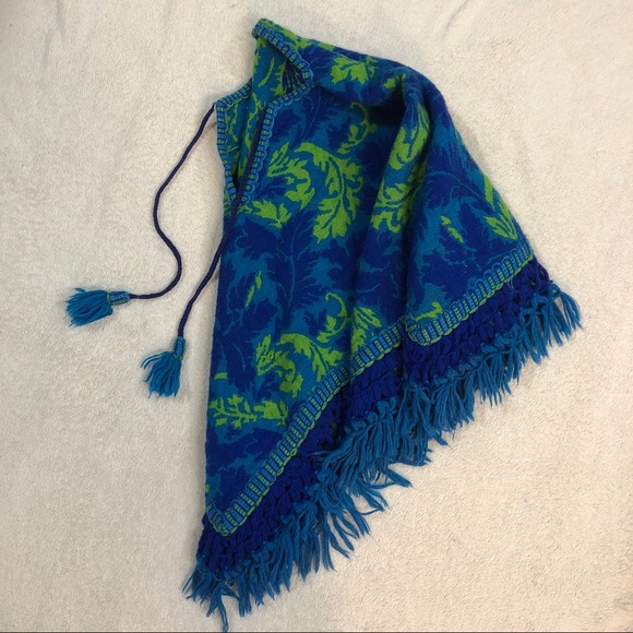 Vintage 70’s reversible brocade poncho with fringes - Picture 7 of 7